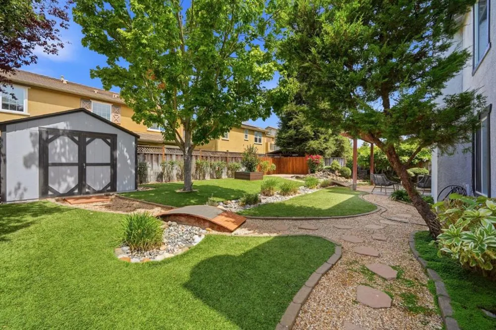 1371 Peregrine Drive Gilroy, CA 95020