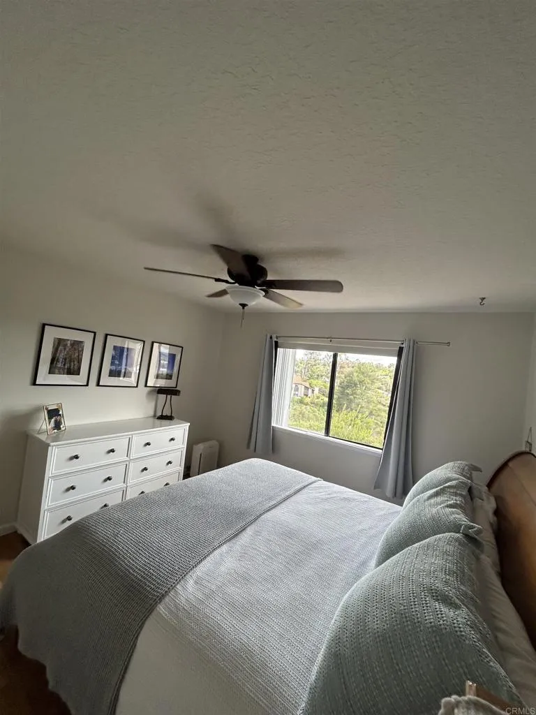 2146 Valleydale Lane Encinitas, CA 92024