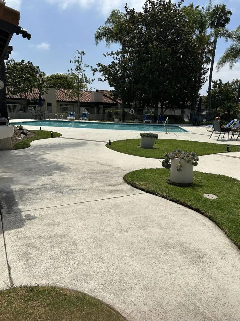 2146 Valleydale Lane Encinitas, CA 92024