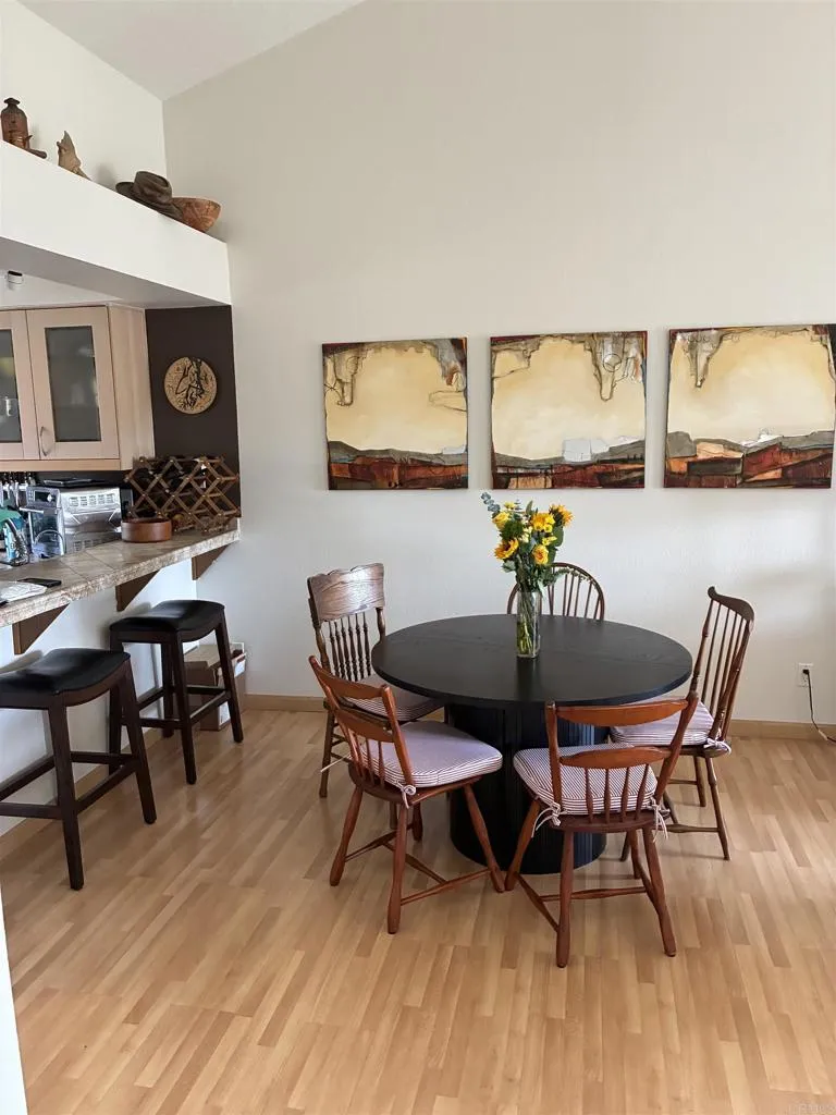 2146 Valleydale Lane Encinitas, CA 92024