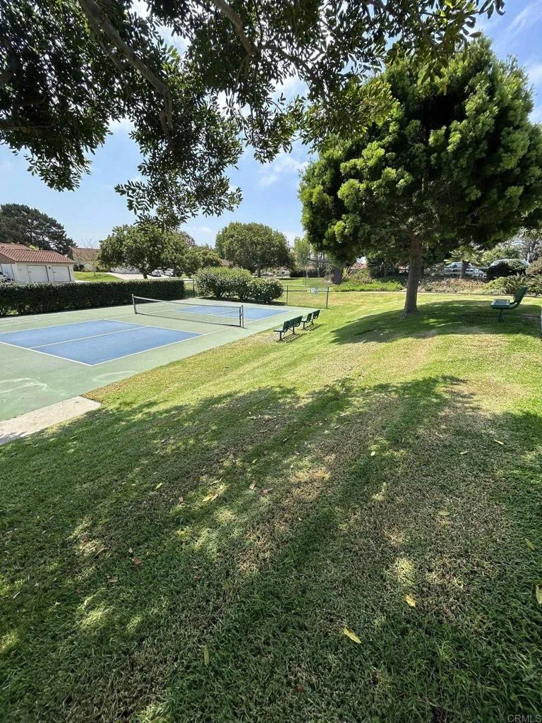 2146 Valleydale Lane Encinitas, CA 92024