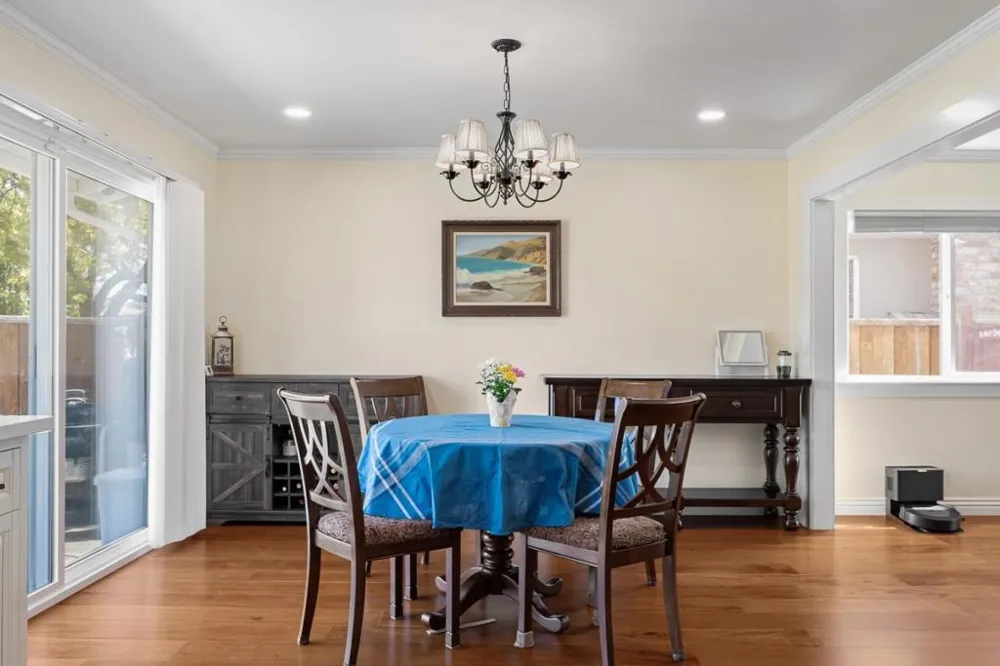 2347 Bennington Lane Hayward, CA 94545