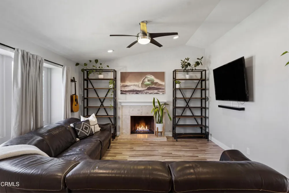 4552 Milpas Street Camarillo, CA 93012
