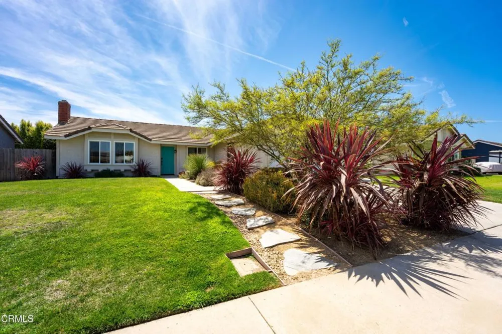 4552 Milpas Street Camarillo, CA 93012