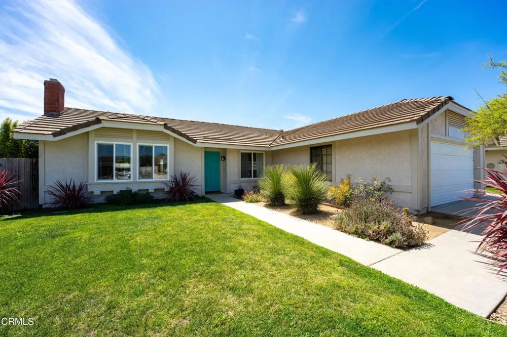 4552 Milpas Street Camarillo, CA 93012