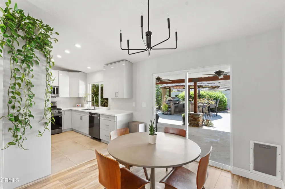 4552 Milpas Street Camarillo, CA 93012
