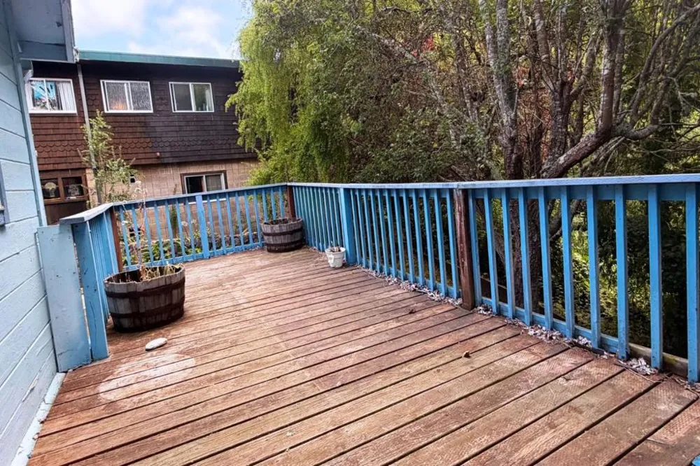652 Rockaway Beach Avenue Pacifica, CA 94044