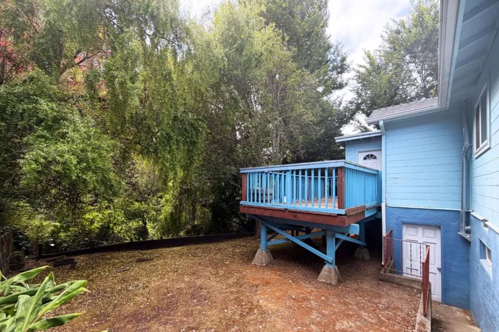 652 Rockaway Beach Avenue Pacifica, CA 94044