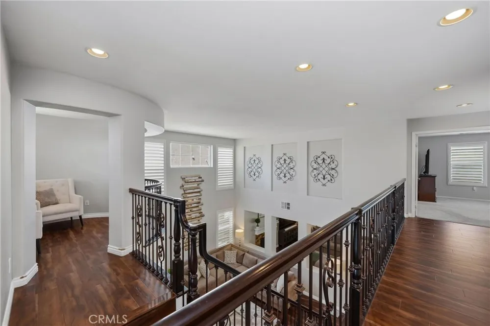 17688 Wren Drive Canyon Country, CA 91387