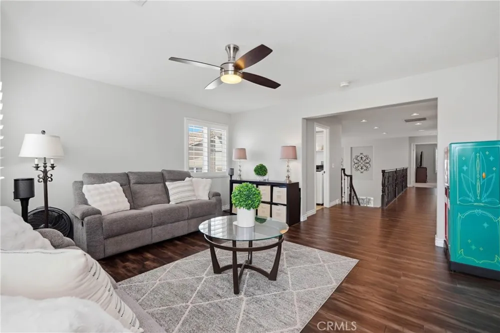 17688 Wren Drive Canyon Country, CA 91387