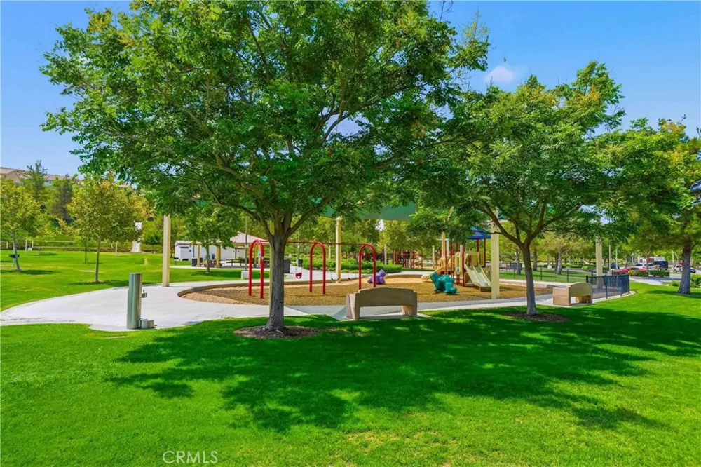 17688 Wren Drive Canyon Country, CA 91387