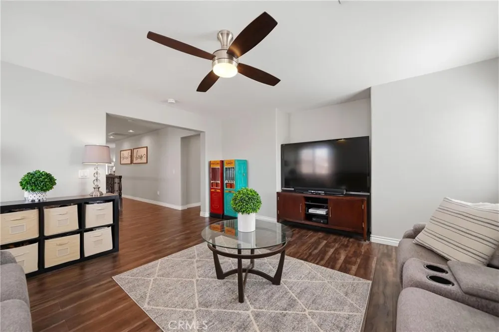 17688 Wren Drive Canyon Country, CA 91387