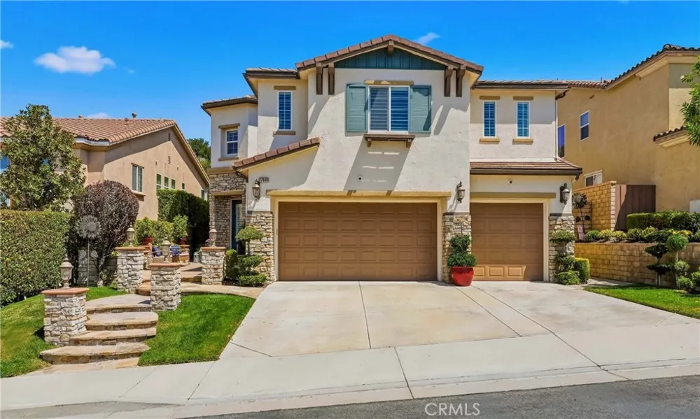 17688 Wren Drive Canyon Country, CA 91387