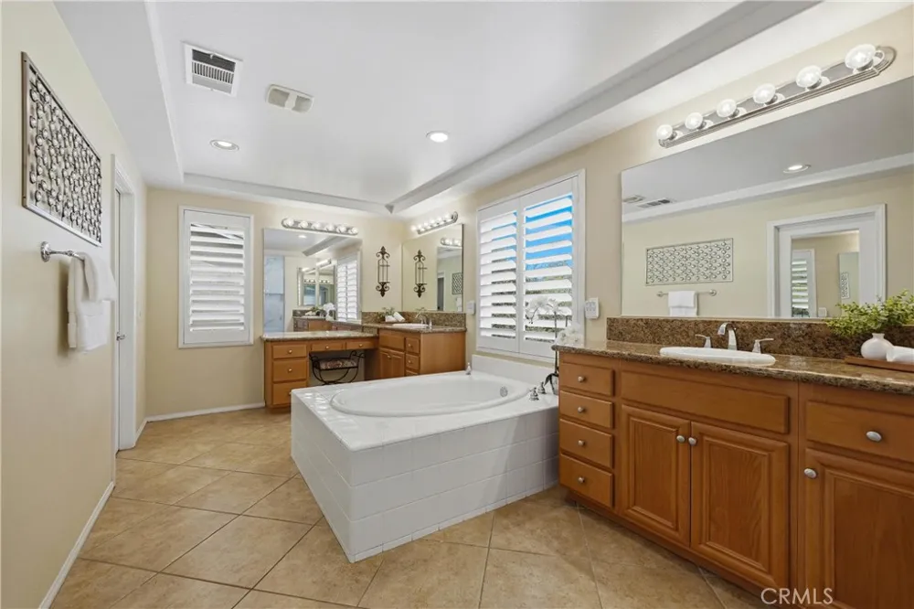 17688 Wren Drive Canyon Country, CA 91387