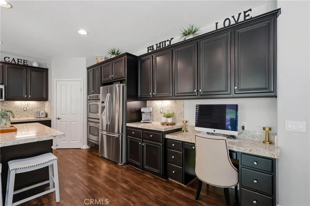 17688 Wren Drive Canyon Country, CA 91387
