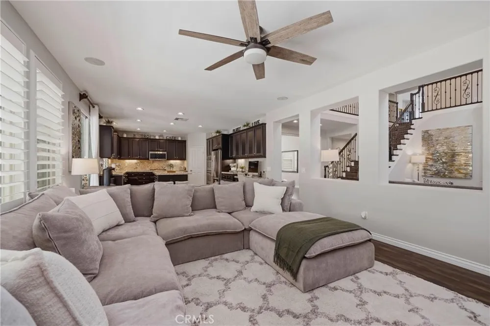 17688 Wren Drive Canyon Country, CA 91387