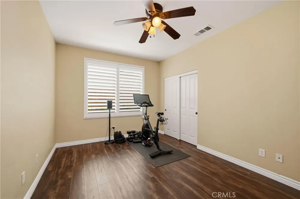 17688 Wren Drive Canyon Country, CA 91387