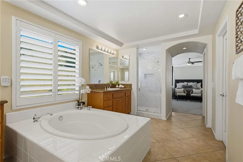 17688 Wren Drive Canyon Country, CA 91387