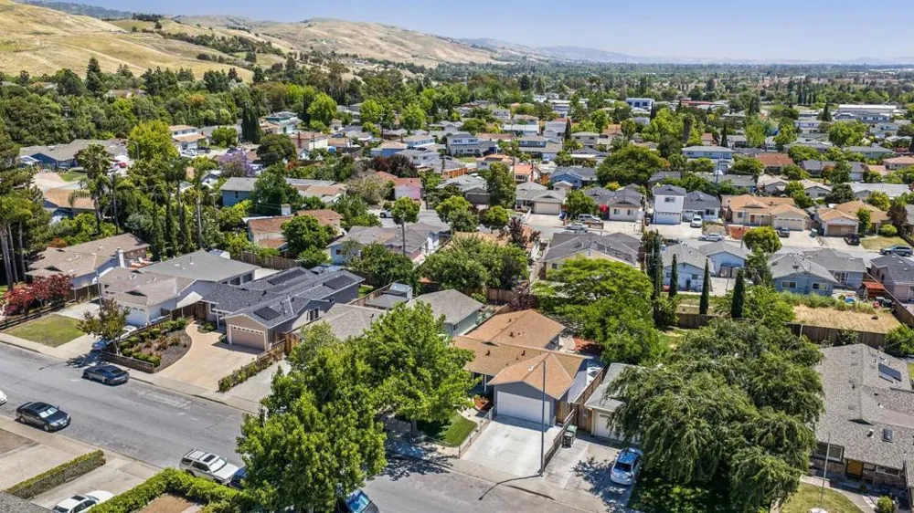 448 Greathouse Drive Milpitas, CA 95035