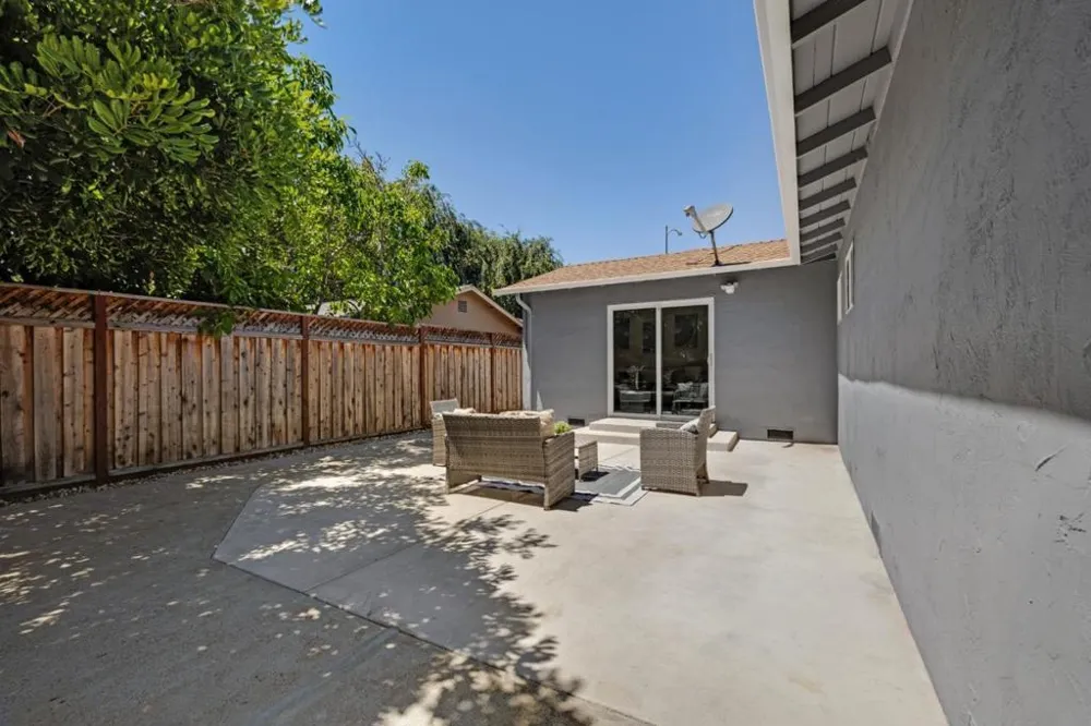 448 Greathouse Drive Milpitas, CA 95035