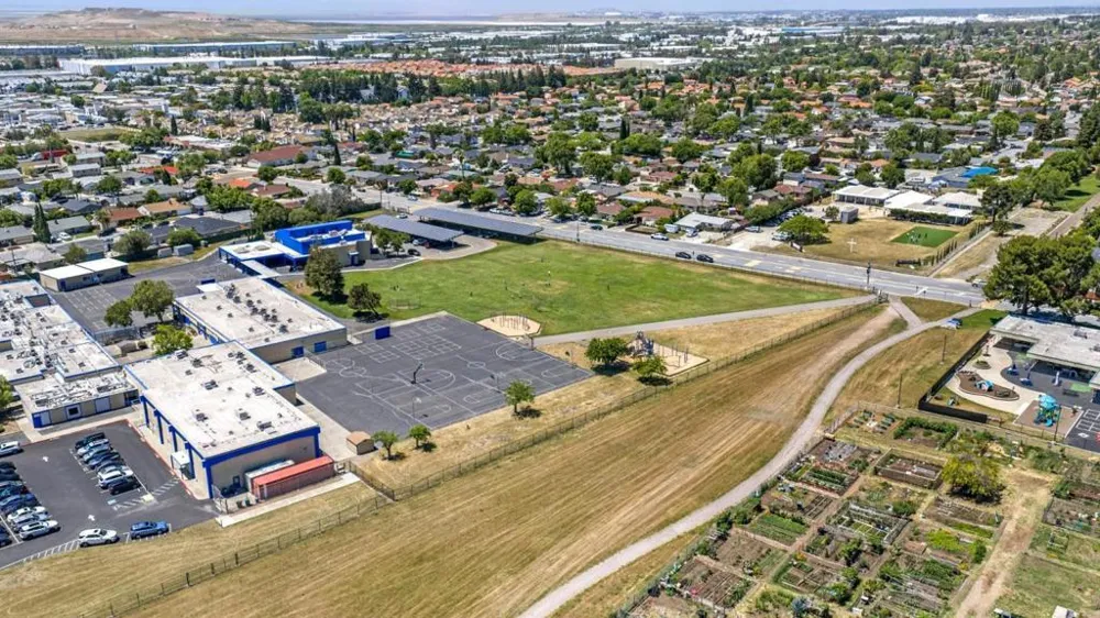 448 Greathouse Drive Milpitas, CA 95035