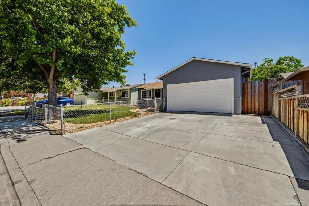 448 Greathouse Drive Milpitas, CA 95035