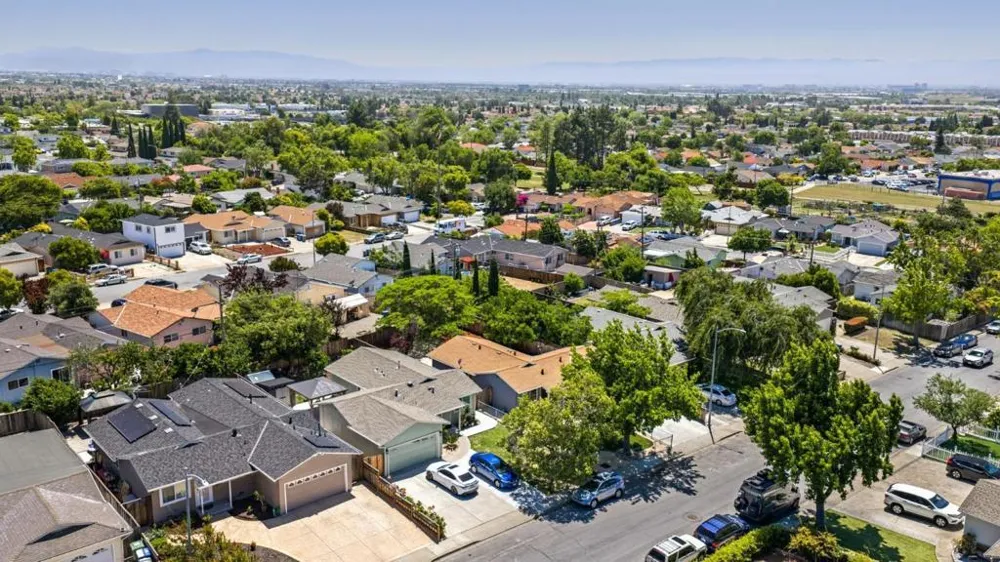 448 Greathouse Drive Milpitas, CA 95035