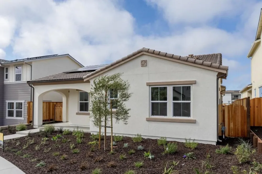 627 Santa Lucia Way Marina, CA 93933