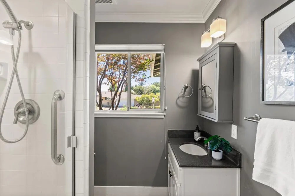 20005 Scotland Drive Saratoga, CA 95070