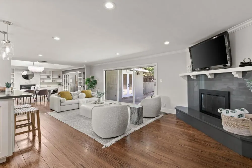 20005 Scotland Drive Saratoga, CA 95070