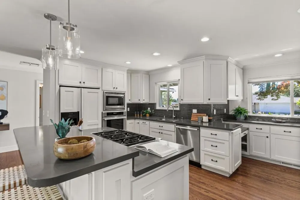 20005 Scotland Drive Saratoga, CA 95070