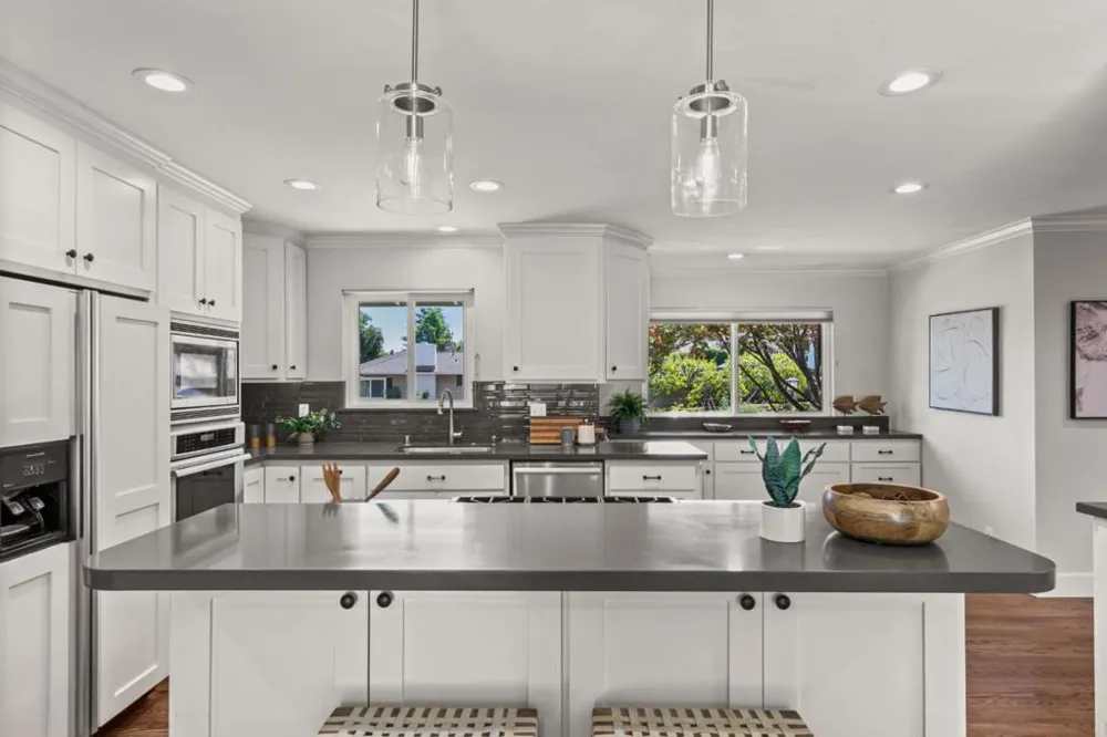 20005 Scotland Drive Saratoga, CA 95070