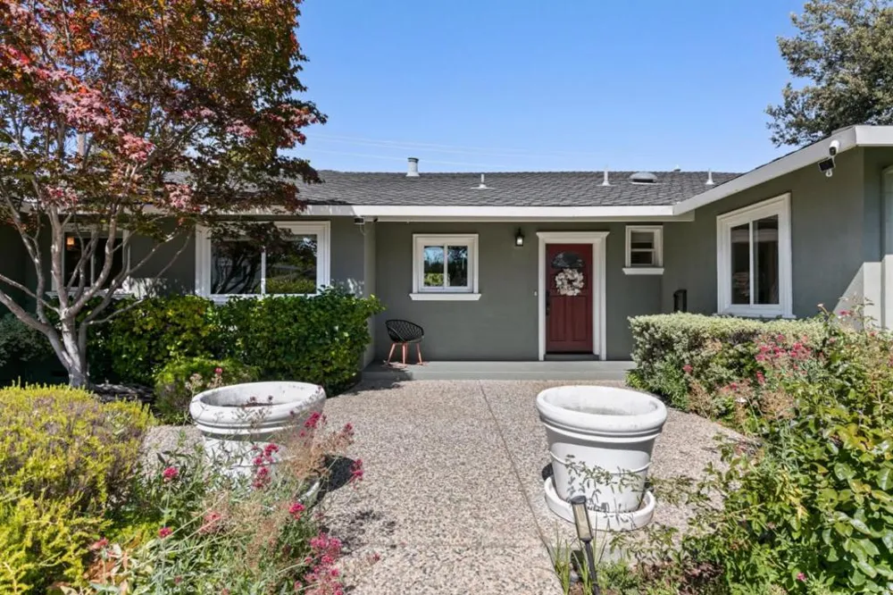 20005 Scotland Drive Saratoga, CA 95070