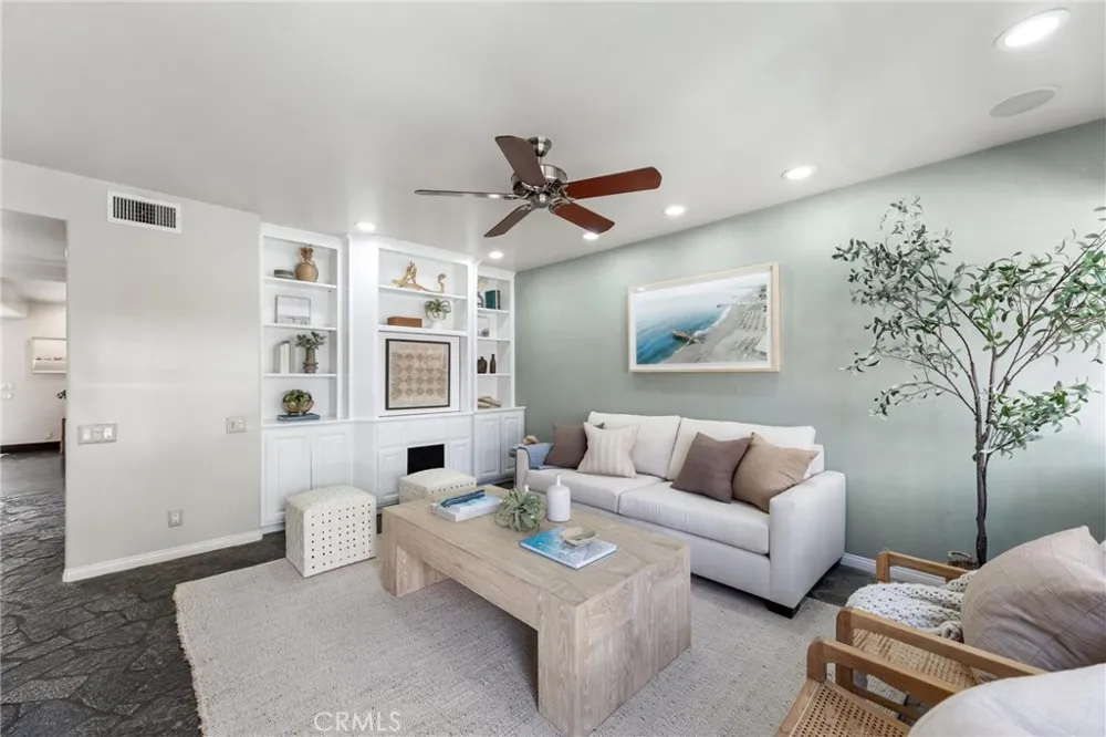 405 10th Street Manhattan Beach, CA 90266