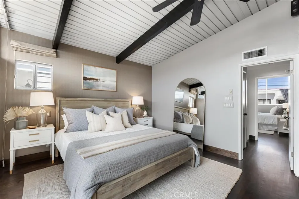 405 10th Street Manhattan Beach, CA 90266