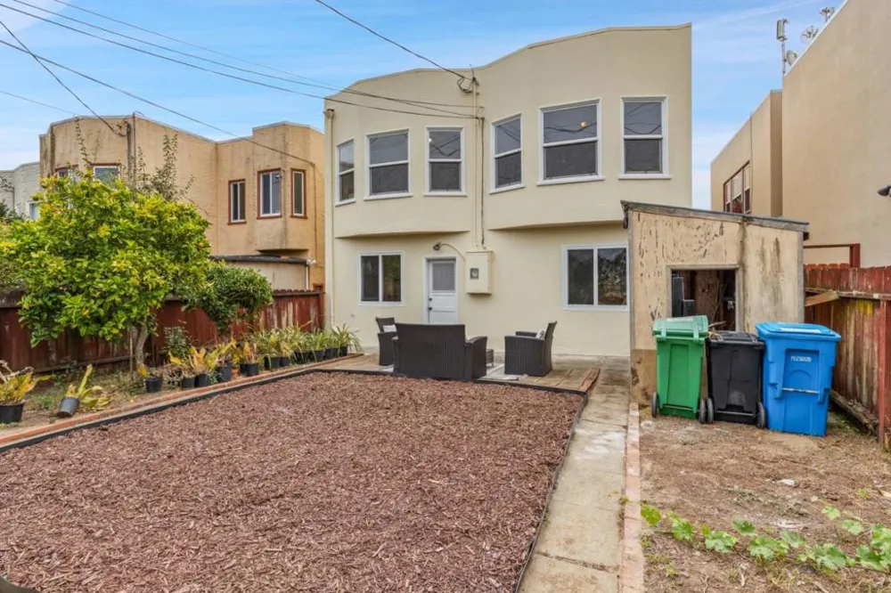 60 Camellia Avenue San Francisco, CA 94112