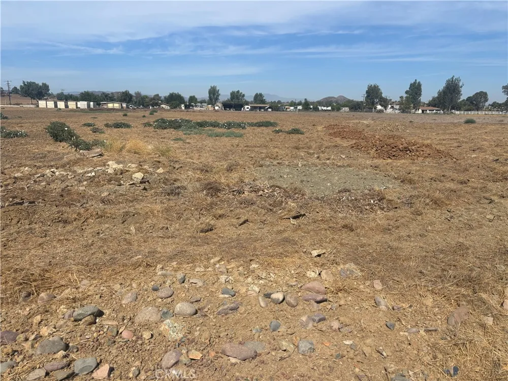 35 Beeler Road Winchester, CA 92596