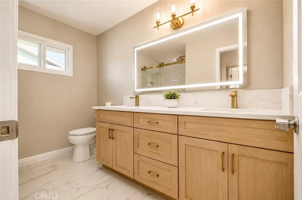13291 Siskiyou Westminster, CA 92683
