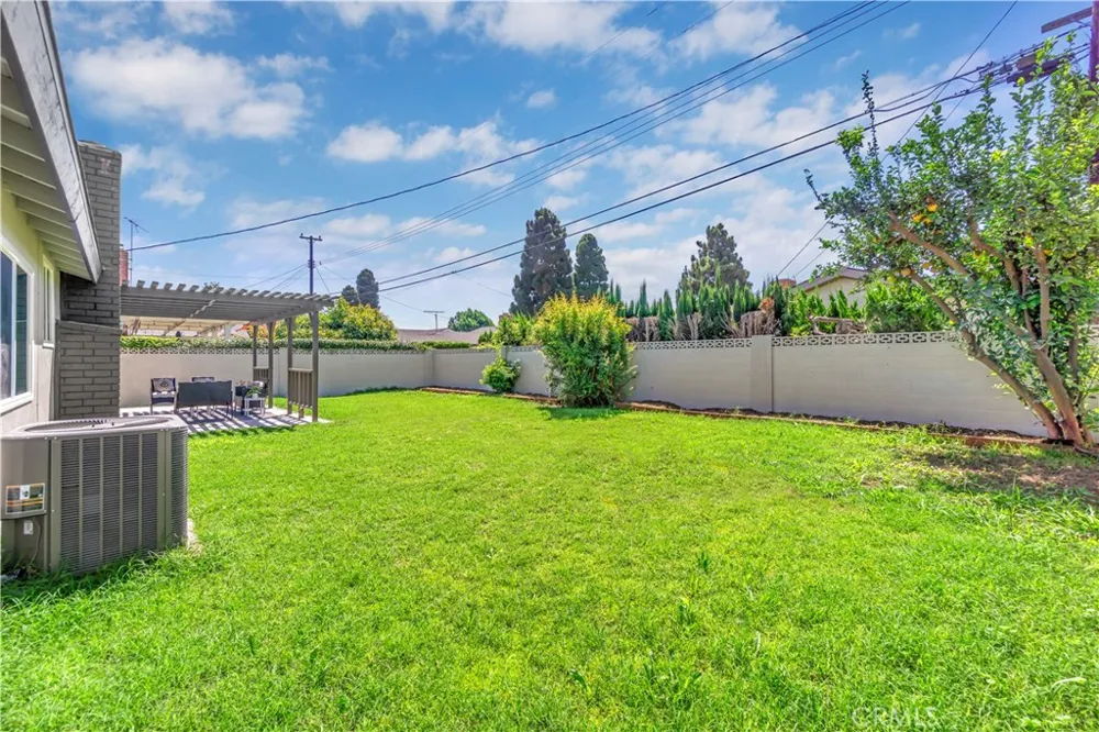 5762 Ludlow Garden Grove, CA 92845