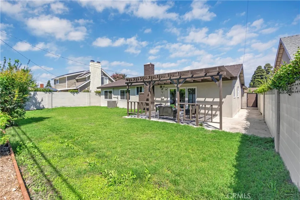 5762 Ludlow Garden Grove, CA 92845