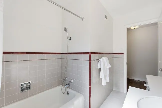 2310 Euclid Avenue Redwood City, CA 94061