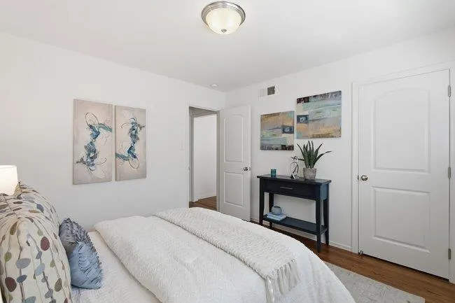 2310 Euclid Avenue Redwood City, CA 94061