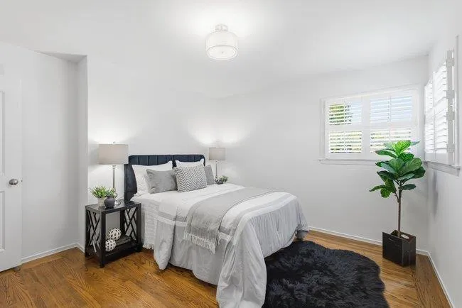 2310 Euclid Avenue Redwood City, CA 94061