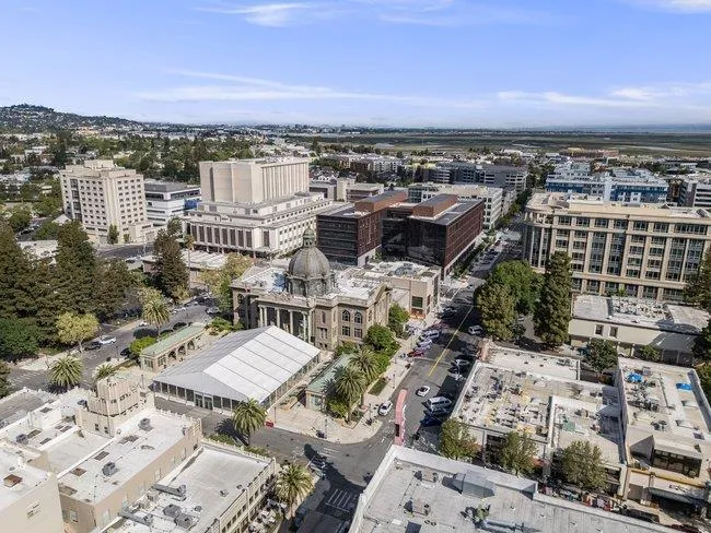 2310 Euclid Avenue Redwood City, CA 94061