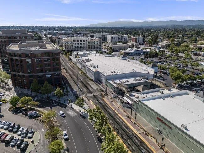 2310 Euclid Avenue Redwood City, CA 94061