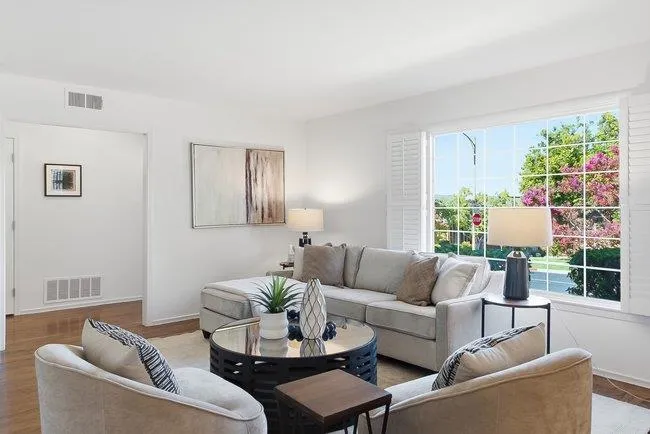 2310 Euclid Avenue Redwood City, CA 94061