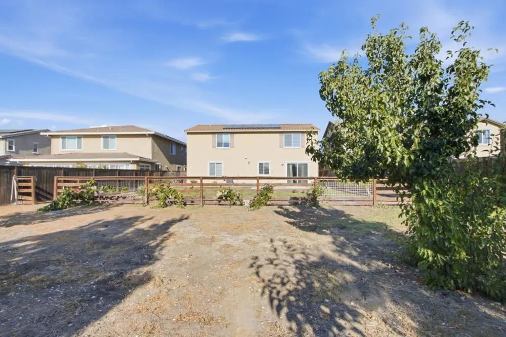 1307 S Hart Drive Mountain House, CA 95391