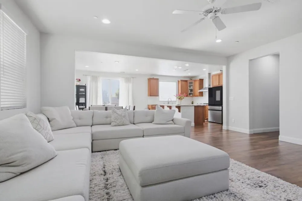 1307 S Hart Drive Mountain House, CA 95391