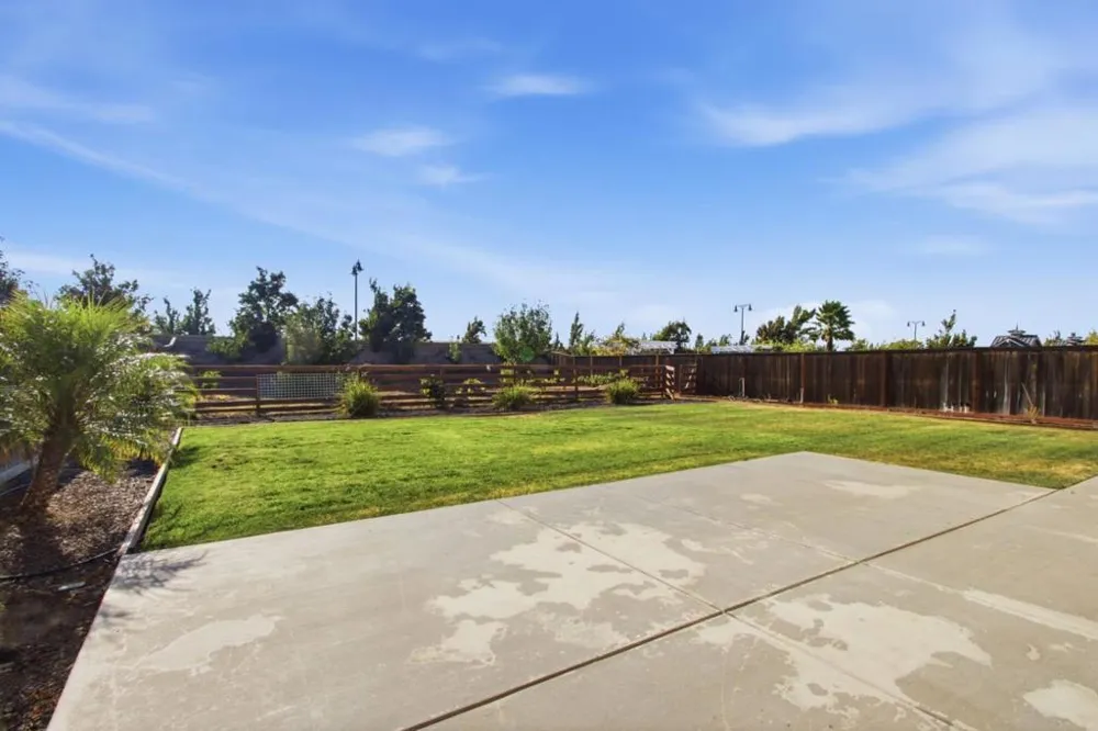 1307 S Hart Drive Mountain House, CA 95391