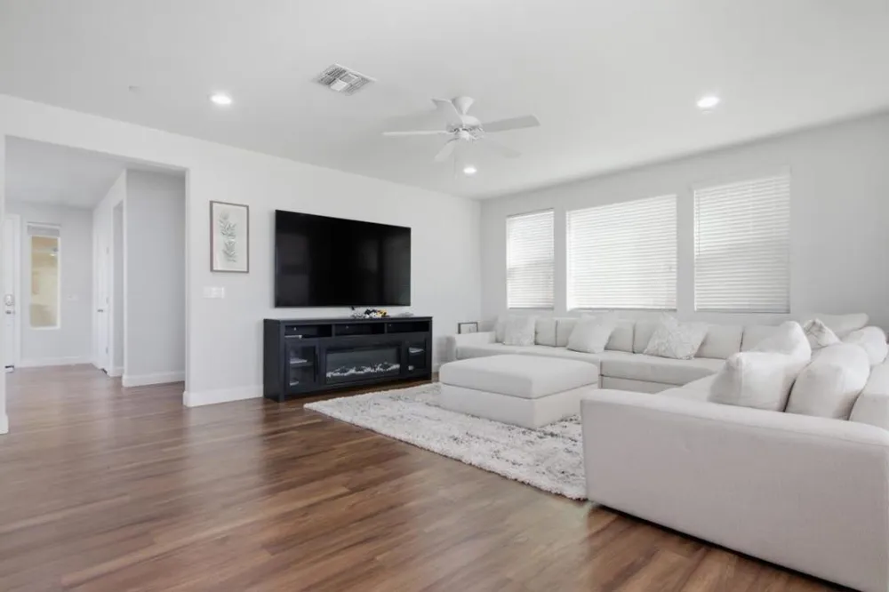 1307 S Hart Drive Mountain House, CA 95391